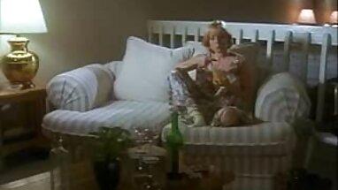 Sevimli kız, sarışın bir kız türk porno film indir