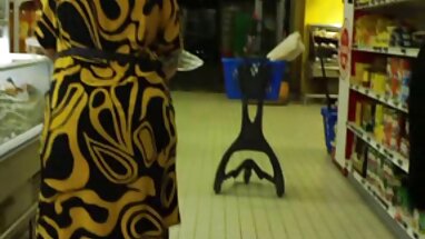 Beyaz kız büyük iki siyah erkekler için iyi erotik porno türk filmi bir zaman bırakır!