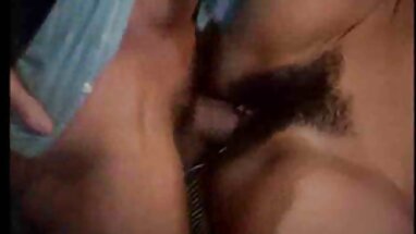 Asya uzun konulu türk porno filmi mavi bikini giyiyor