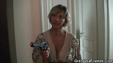 Sıcak türk filim pornosu vücut eğrileri